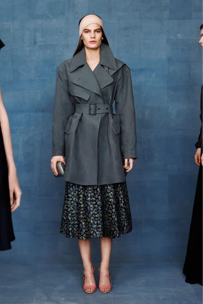 Look 13